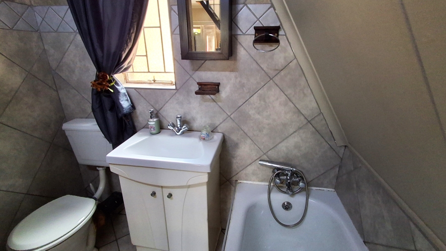 2 Bedroom Property for Sale in Utopia Nature Estate North West